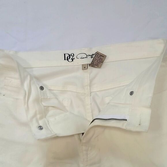NWOT, DG2 Women's Jeans Capri - Picture 3 of 5